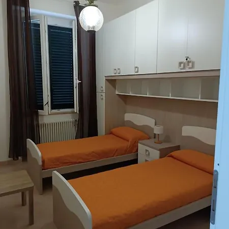 La Casa Sull'argine 2 *